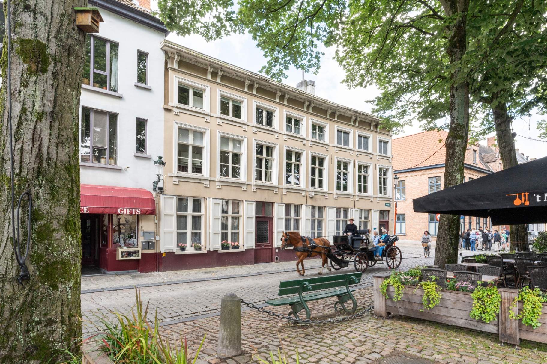 The Lake Suites Bruges